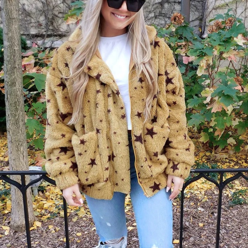 Fuzzy Star Jacket - Picture 2 of 3
